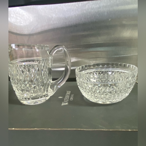 Waterford crystal sparkling cream and sugar set from the Giftware collection - Picture 5 of 7